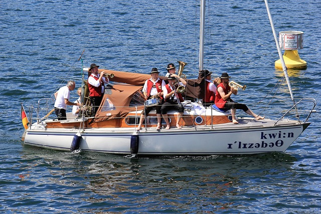 5名相关人 5名相关人